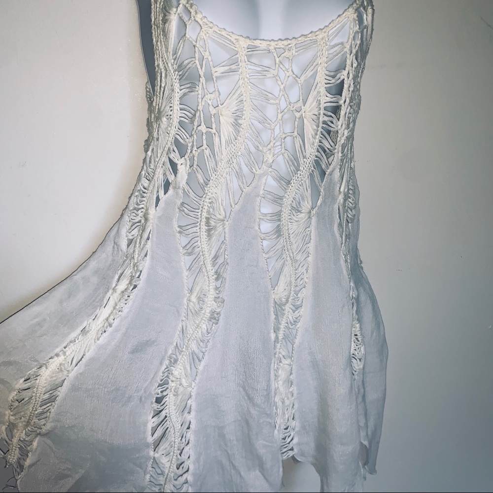 Ivory white crochet cover up - Picture 3 of 9